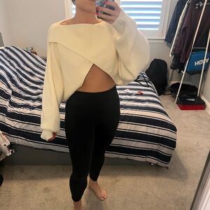 House of Harlow 1960 Cream Sweater